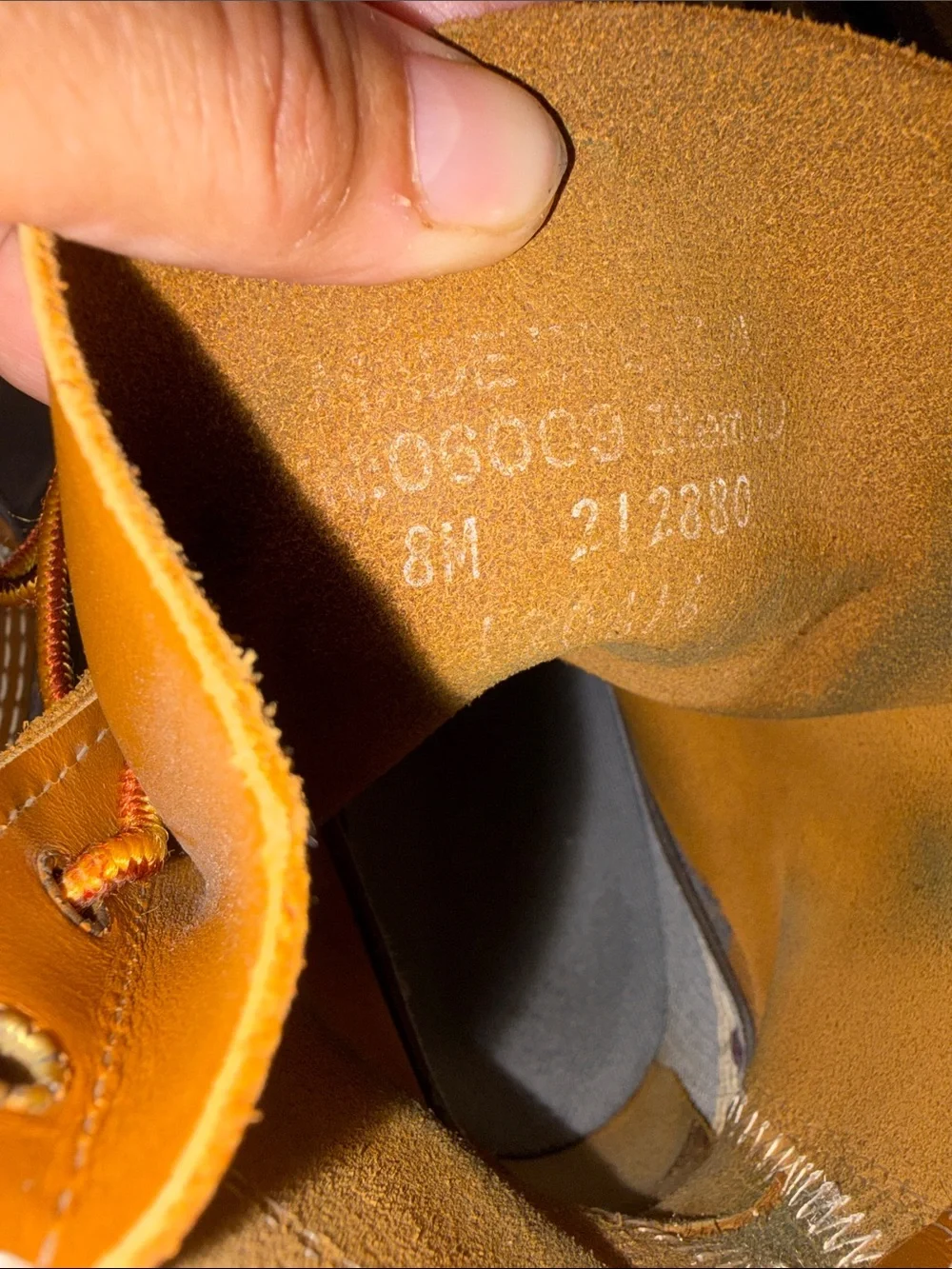 L.L. Bean Boots 8” Maine Duck Hunting “Bean Boots” 8M Womens Tan/Navy $159 MSRP